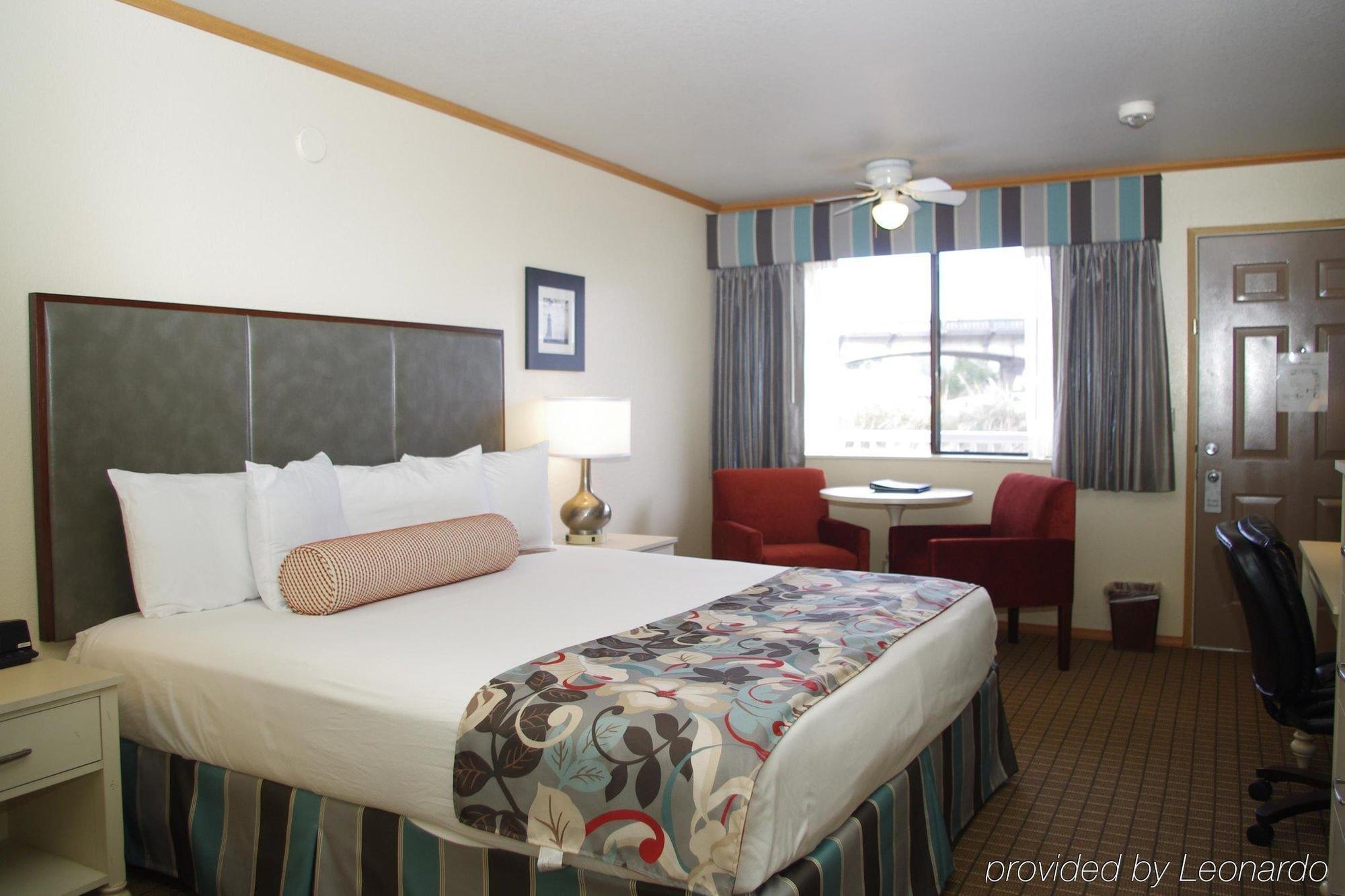 River House Inn, A Baymont By Wyndham Florence Exterior photo